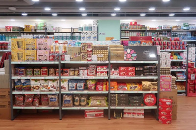 萌寵駕到！二手日用百貨巧變新春萌寵主題裝置